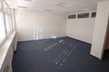 Gro�er B�roraum_B1 B�ro mit 3 R�umen, ca. 71 m�, in H�rth-Efferen - frei zum 31.03.2026, eventl. auch fr�her m�glich