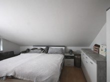 Schlafzimmer Bild 1 Vermietete 2-Zimmer-DG-Wohnung mit Duplex-Parker in K�ln-Bickendorf