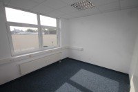 Bild (454751d25cffa5bf67b1c1de30aa05fa): Helles, attraktives B�ro - 77 m�, 3 B�ror�ume in H�rth-Efferen ab 01.08.2026 verf�gbar!