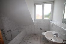 DG Badezimmer Gut aufgeteiltes Mittelreihenhaus mit Westterrasse f�r den Anflug Ihrer Freunde! - Frei 01.08.2026