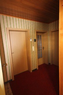 EG Flur Bild 2 Einfamilienhaus - ca. 111,00 m� Wohnfl�che - in Steinbach mit Freiraum f�r Ihre Ideen