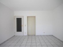 Wohn-/Esszimmer Bild 2 ***Ihr erster Schritt zum Eigentum - RENOVIERTE 2-Zimmer-Whg. - ca. 45 m� - Sonnenbalkon***