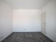 Schlafzimmer Bild 2 ***Ihr erster Schritt zum Eigentum - RENOVIERTE 2-Zimmer-Whg. - ca. 45 m� - Sonnenbalkon***
