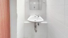 G�ste-WC 2-Zimmer-Wohnung - 81 m� - f�r Eigennutzer und Kapitalanleger - gr. Balkon - RENOVIERUNGSBED�RFTIG