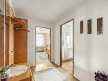 Wohnung 1. OG Diele EIN HAUS, DREI WOHNUNGEN, VIELE PERSPEKTIVEN - ZENTRUMSNAH IN LICH