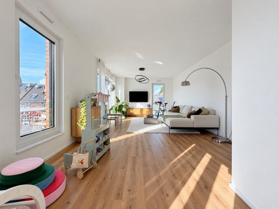 Blick ins Wohnzimmer Dachgeschosswohnung Frechen