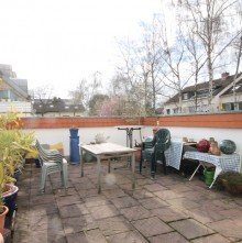 Terrasse 4 Vermiete 3-Zi.-Wohnung mit gro�er Terrasse & Gartenanteil - inkl. Garage & Kamin im Norden K�lns