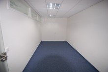 3. Raum B�ro mit 3 R�umen, ca. 71 m�, in H�rth-Efferen - frei zum 31.03.2026, eventl. auch fr�her m�glich