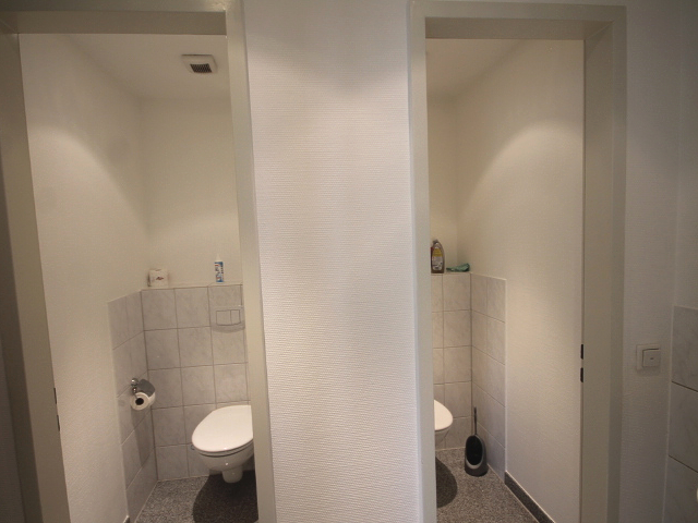 Toiletten B�rofl�che H�rth