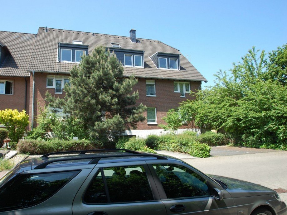 Geb�udeansicht Erdgeschosswohnung Frechen