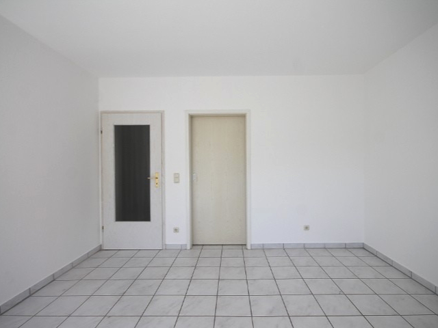 Wohn-/Esszimmer Bild 2 Etagenwohnung Alsfeld
