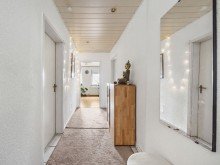 DG-Wohnung Flur EIN HAUS, DREI WOHNUNGEN, VIELE PERSPEKTIVEN - ZENTRUMSNAH IN LICH