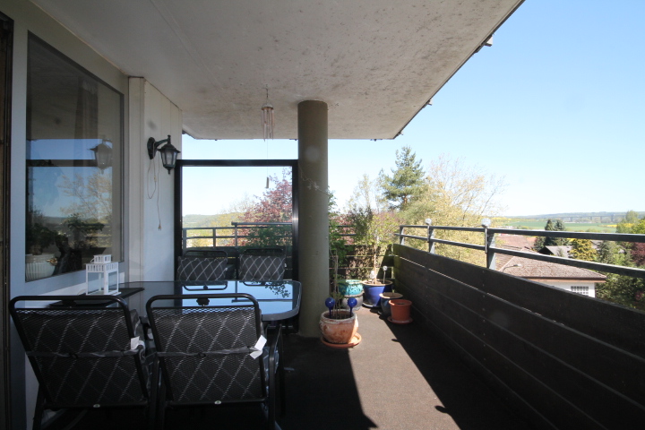 Balkon Bild 1 Etagenwohnung Buseck